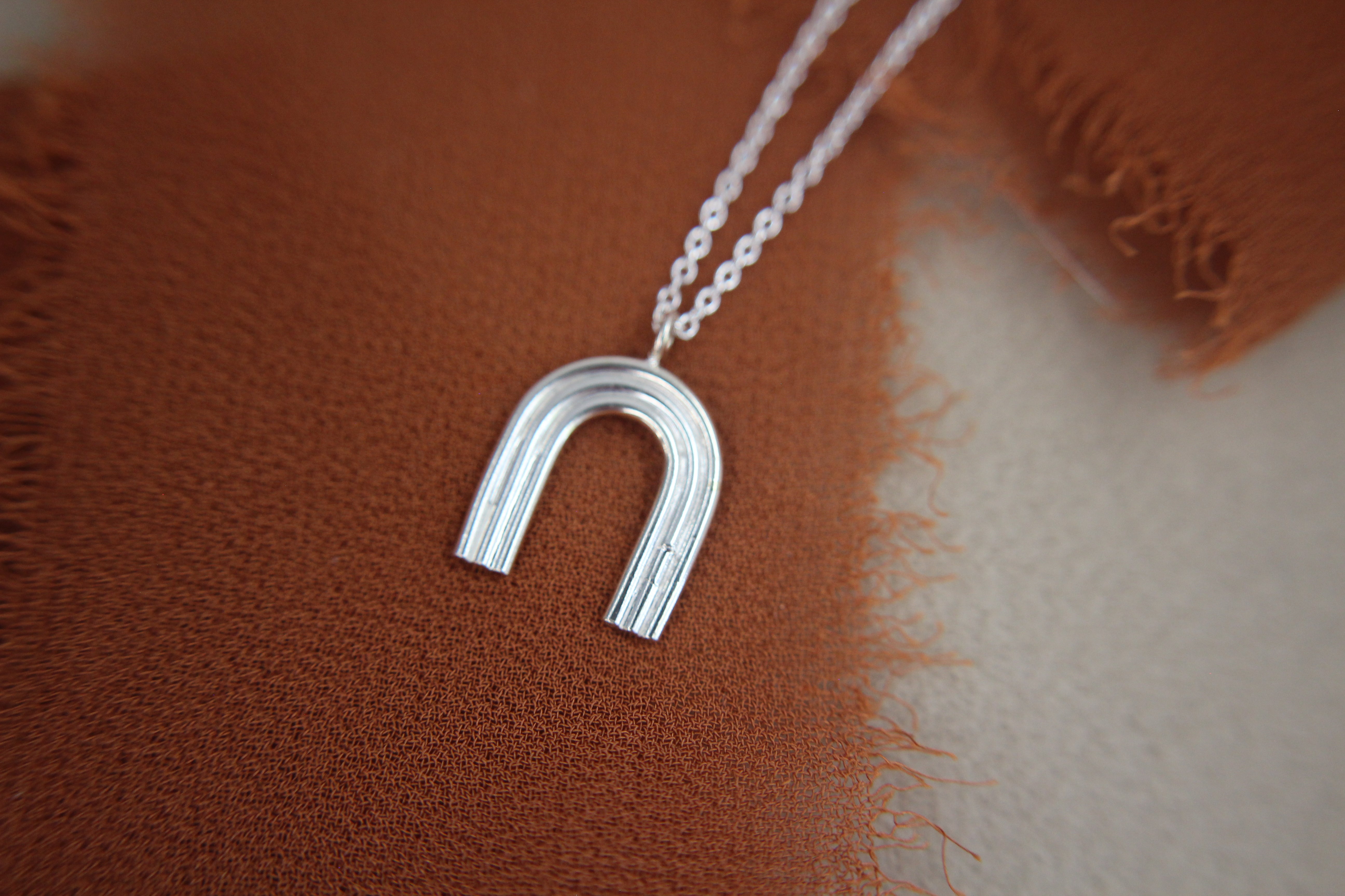 “Iris” Arch Necklace