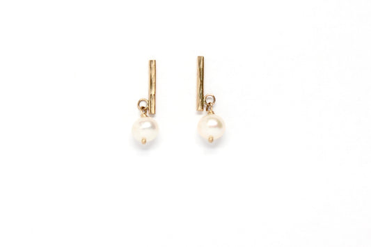 Vertical "Margot" Studs