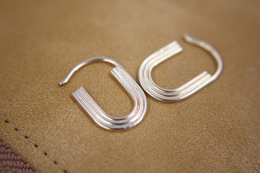 Small “Iris” Arch Hoops